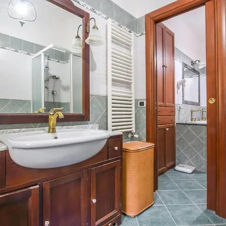 펜션 2 Bedroom Nice In 브리아티코